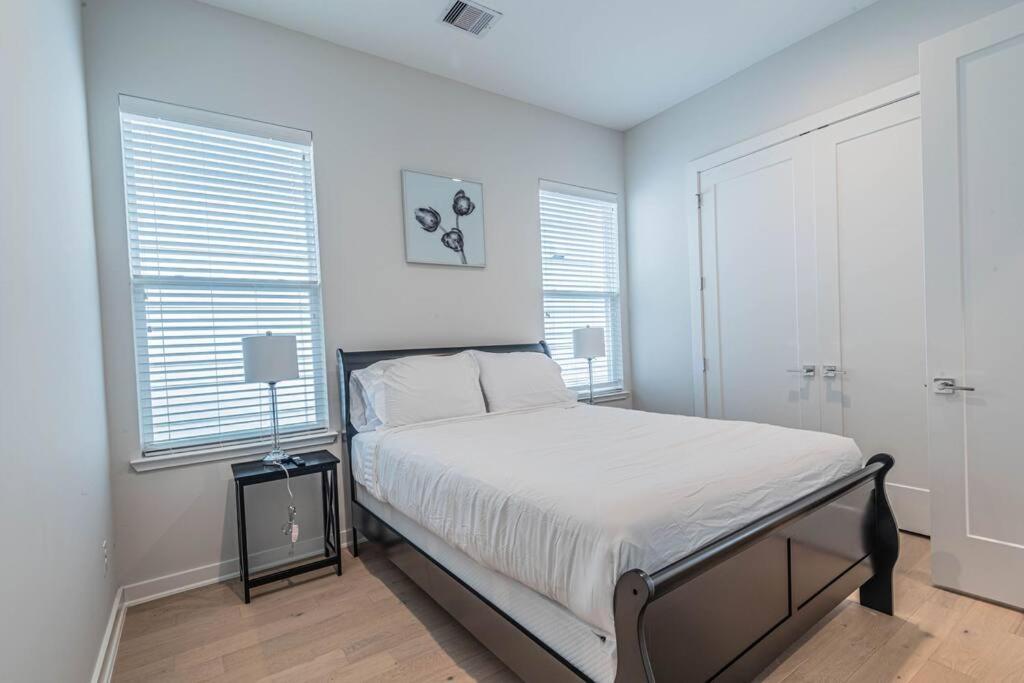 Charming 3-Bedroom Luxury Home Near Downtown, Nrg, Galleria & Medical Center Houston Buitenkant foto