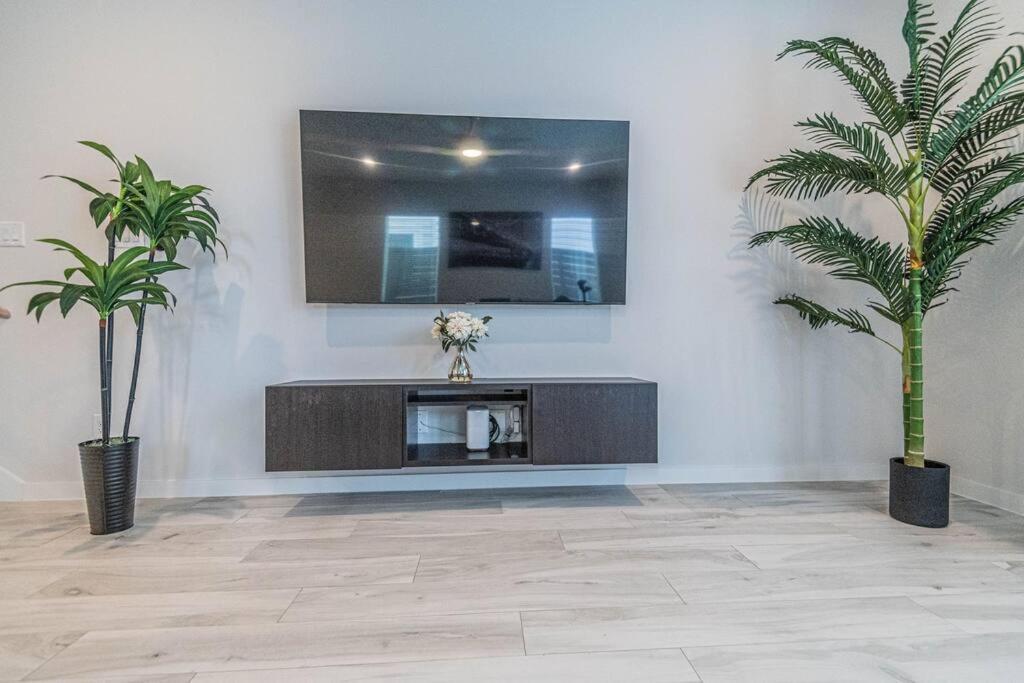 Charming 3-Bedroom Luxury Home Near Downtown, Nrg, Galleria & Medical Center Houston Buitenkant foto