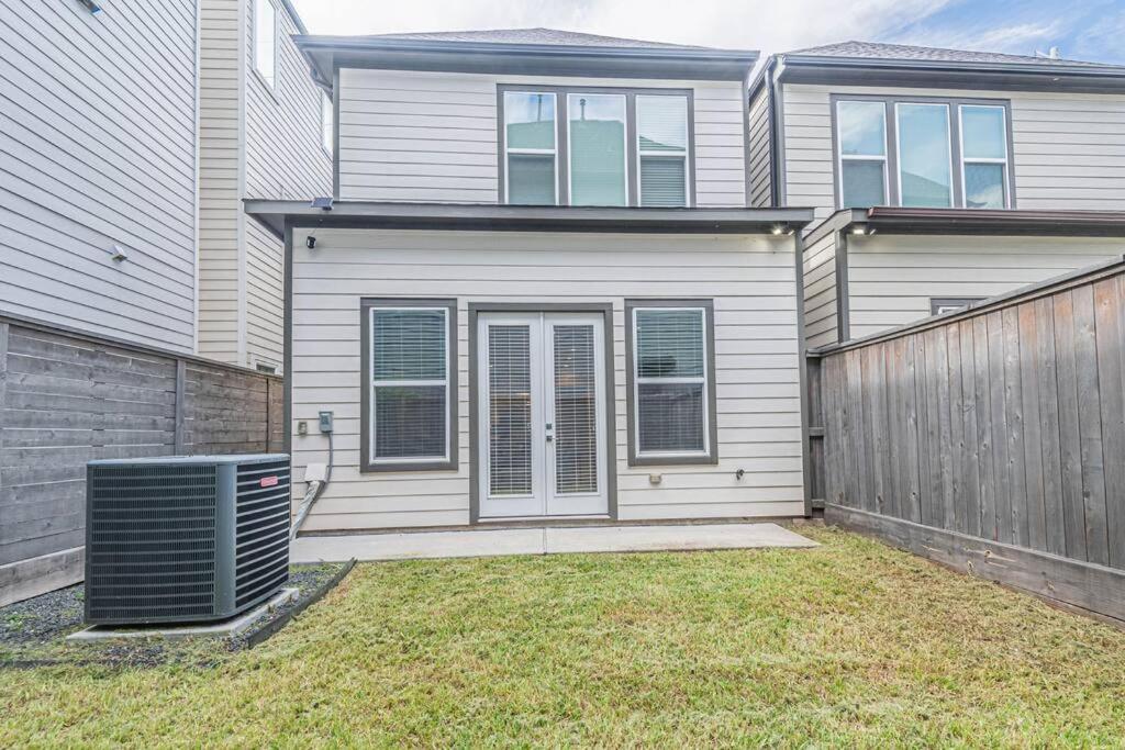 Charming 3-Bedroom Luxury Home Near Downtown, Nrg, Galleria & Medical Center Houston Buitenkant foto