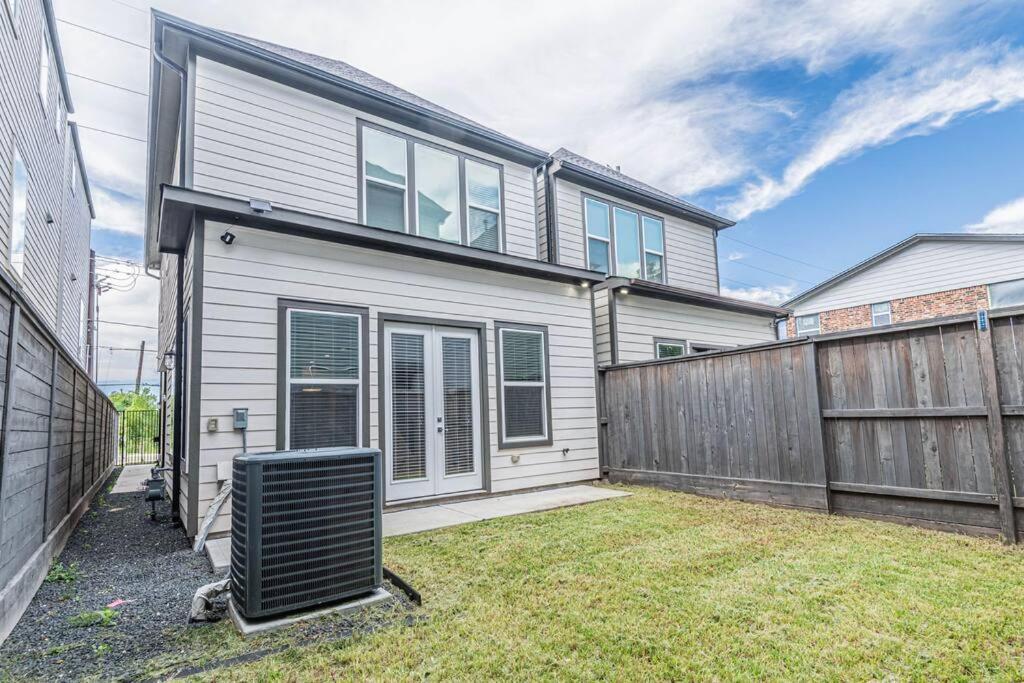 Charming 3-Bedroom Luxury Home Near Downtown, Nrg, Galleria & Medical Center Houston Buitenkant foto